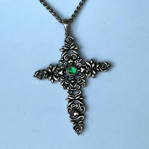 James Avery Retired Floral Cross Emerald Pendant Necklace
